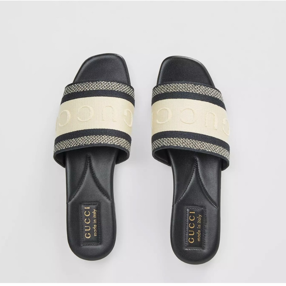 Women's slide sandal with Web